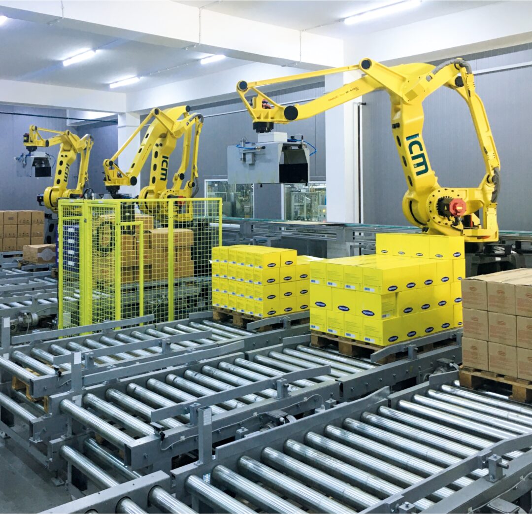 robotic loading and unloading transfer system
