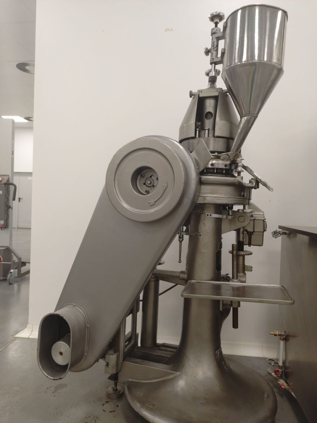 Manesty B3A Tablet Press - Fiprocess