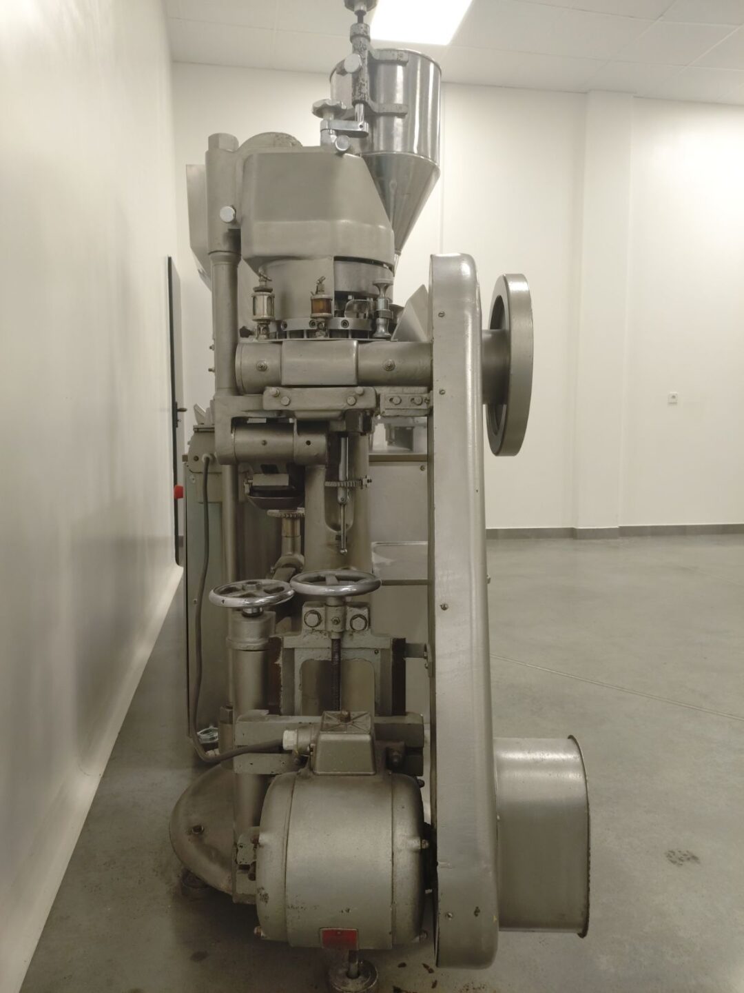 Manesty B3A Tablet Press - Fiprocess